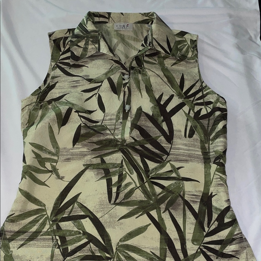 Tropical Leaf Print Sleeveless Blouse